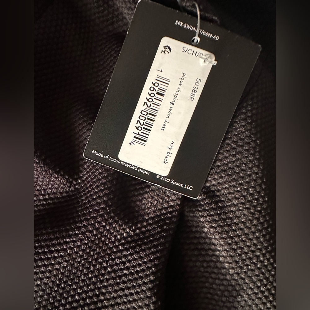🆕 Spanx Shaping Piqué Swim Dress - Picture 5 of 6